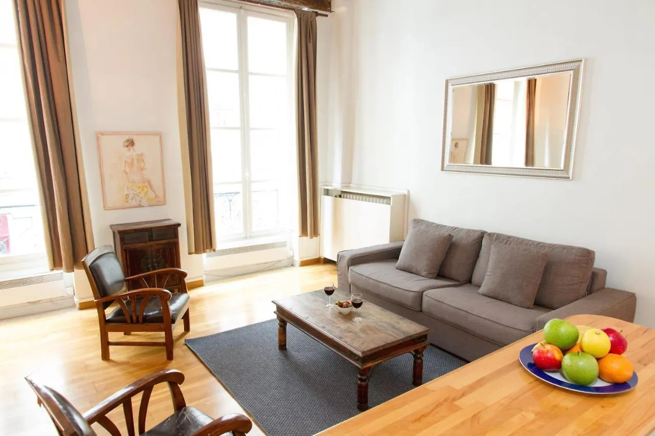 St Germain - La Monnaie City Apartment Paris France